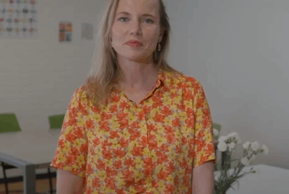 Rachel, docent Migrantenvrouwen leren door